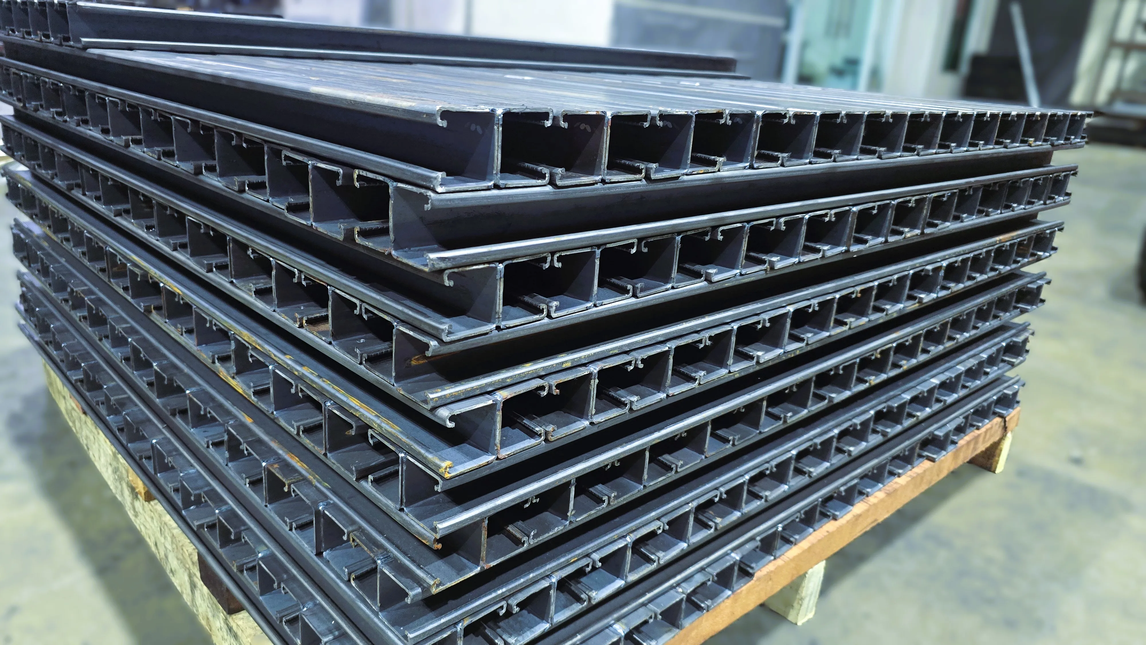 Unistruct channel product banner