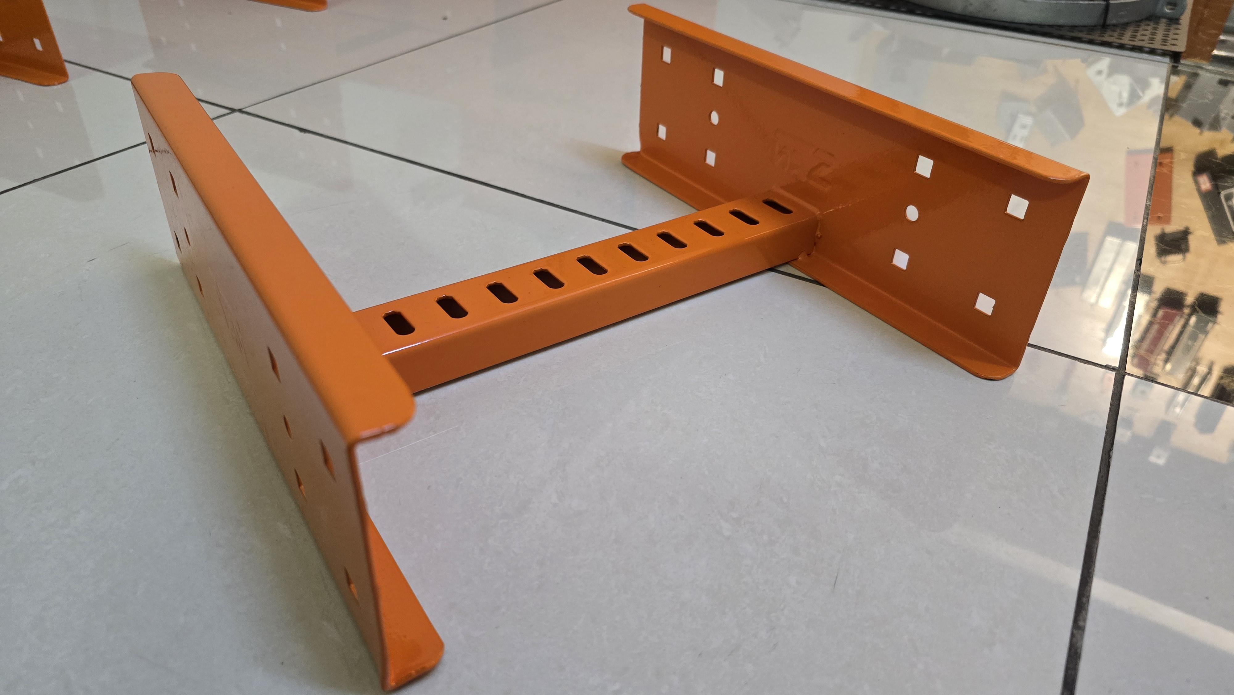 Cable ladder gallery image 32
